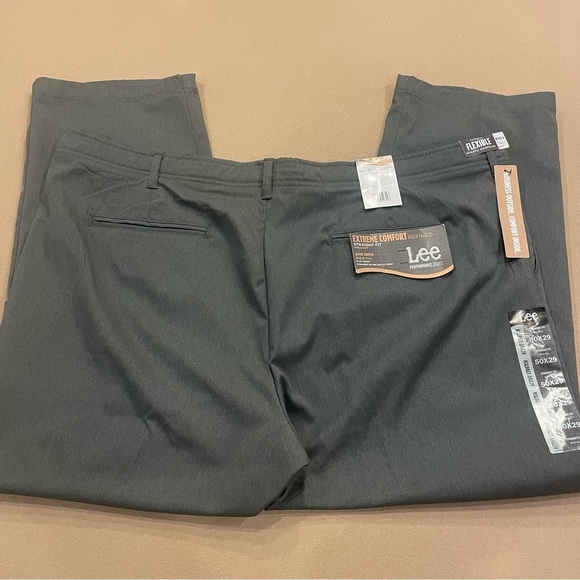Lee Men’s Performance Series Extreme Comfort Straight Fit Dress Pant Size 50x29 - Picture 6 of 10